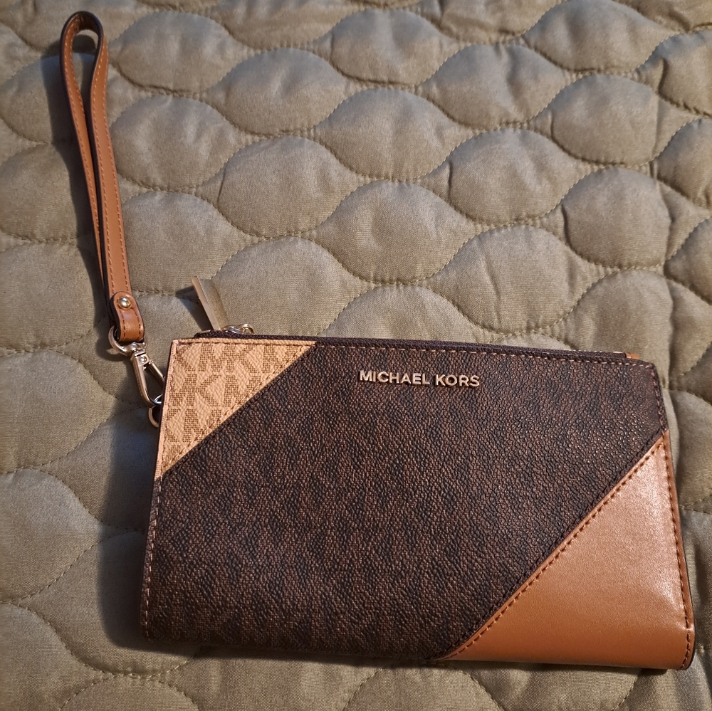 Michael Kors Two-Tone Wristlet